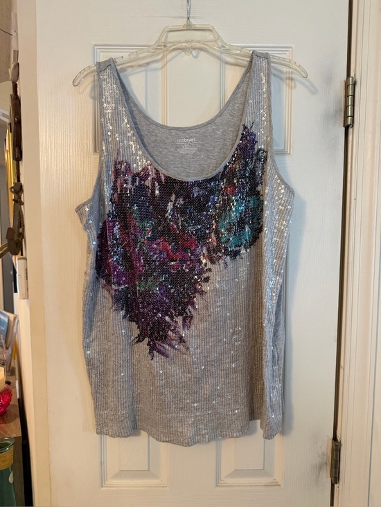 Lane Bryant Tops - Lane Bryant Gray Tank Top with Multicolor Sequin Floral Detail